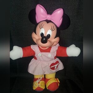 Vintage Minnie Mouse Learn to dress me doll 1985 15 inches